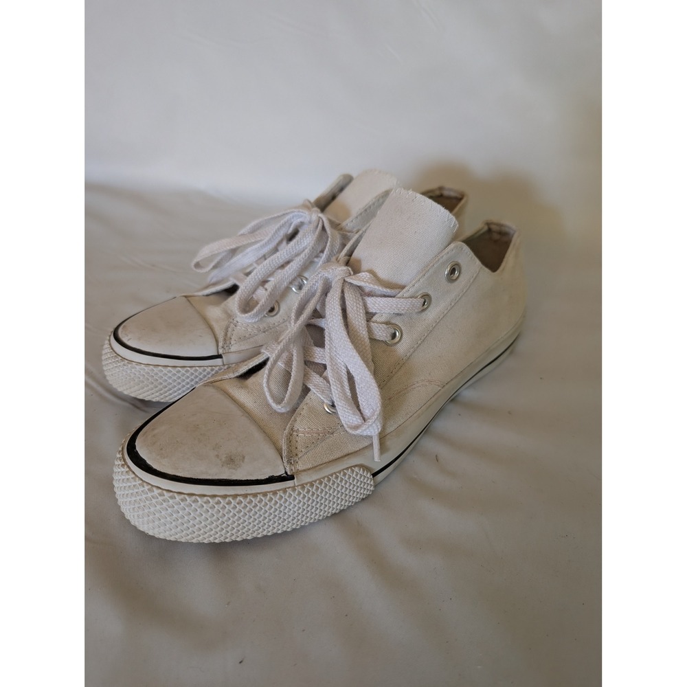 Airwalk Womens White Canvas Low Top Sneakers Skate Shoes Size 10